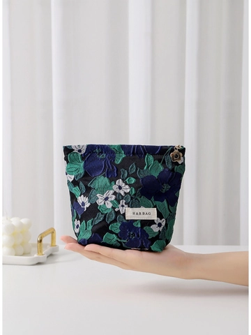 French Retro Floral Jacquard Makeup Bag Large Capacity Cotton Fabric Portable Cosmetic Pouch For Women Travel Organizer