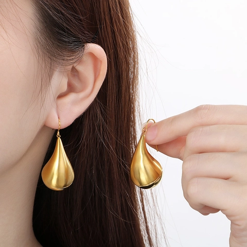 Chunky Teardrop Earrings Stainless Steel Hollow Bold Waterdrop Hook Polished Fashion Minimalist Jewelry For Women