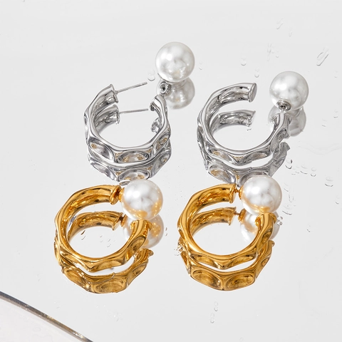 Orecchini A Cerchio A Forma Di C In Acciaio Inossidabile Con Consistenza Martellata Grande Perla Artificial Bianca Moda Minimalista Retrò Francese Per Donne