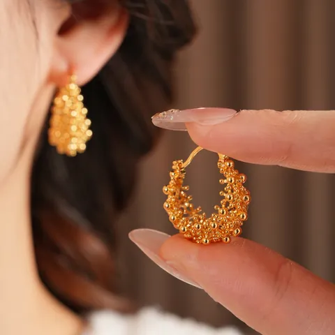 Pendientes De Aro Redondos Con Textura Calada Cobre Chapado En Oro Con Poste De Plata Joyería Retro Francesa Para Mujer