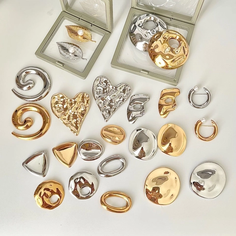 Minimalist Stainless Steel And Alloy Geometric Brooch Pin For Women Irregular Hammered Texture Heart Leaf Shape Accessory