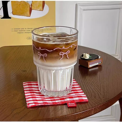 Tazza In Vetro Fiocco Rosa Nastro Stampa Stile Ins Righe Verticali Bicchieri Per Caffè Freddo Latte Succo