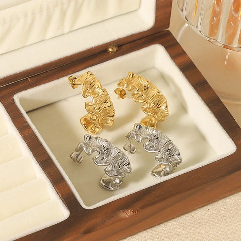 Stainless Steel C Shape Earrings For Women 18K Gold Plated Irregular Wrinkled Texture Wavy Minimalist Artistic Jewelry