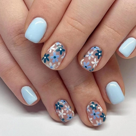 Press On Nails Short Square Blue Retro Floral Pattern False Nails Glossy Manicure For Women Daily Wear