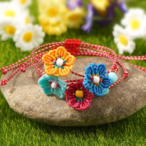 Bracelet Corde Rouge Fleur Tissée À La Main Crochet Coloré Floral Réglable Perles Style Bohème Ethnique Pour Femmes