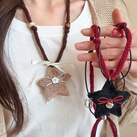 Collier Pendentif Étoile En Peluche Avec Corde Tricotée Et Nœud En Alliage Chaîne De Pull Rétro Bijoux De Mode Femmes