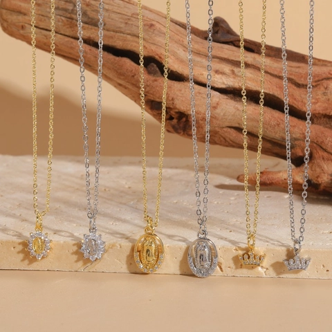 Collana Con Pendente Vergine Maria Corona Rame Zircone Micro Pavé Gioielli Religiosi Di Moda Per Donna Fascino Elegante