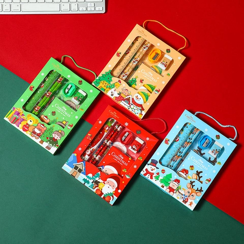Fournitures Scolaires Noël Crayons Règle Gomme Taille-Crayon Bloc-Notes Dessin Animé Père Noël Récompense Élève Boîte Cadeau