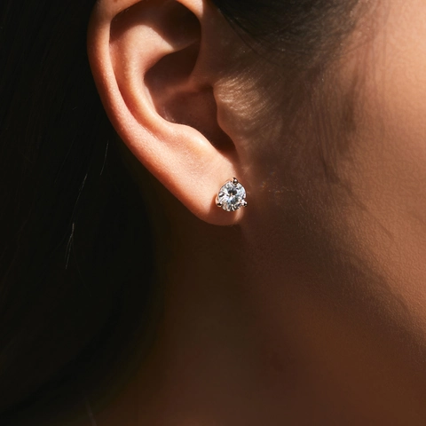 Moissanite Stud Earrings With 925 Sterling Silver Earring Post Round Brilliant Cut D Color VVS1 Minimalist Three Prong