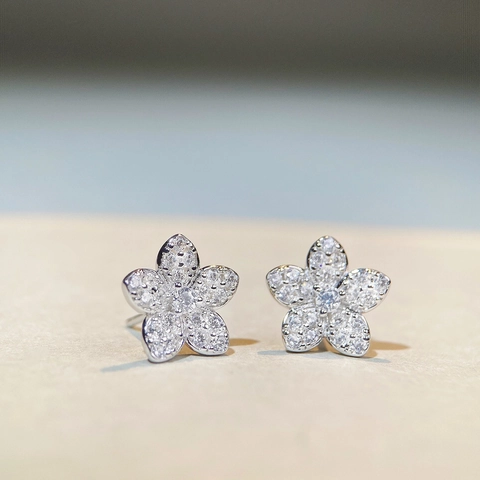 Orecchini A Lobo A Fiore In Argento Sterling 925 Per Donna Elegante Design A Petali Con Zircone Scintillante