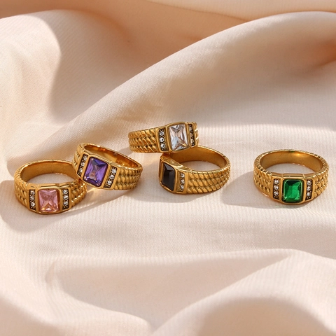 Mode Quadratischer Zirkon Ring 18K Vergoldeter Edelstahl Schuppenmuster Geflochtene Textur Geometrischer Schmuck Damen