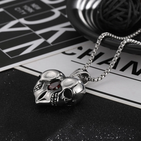 Ciondolo Cuore Teschio Punk Gotico In Acciaio Inossidabile Con Intarsio Di Zircone Rosso Stile Vintage Per Uomini