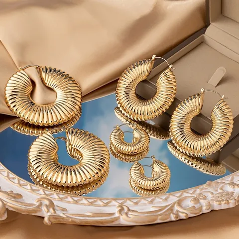 Set di Orecchini a Cerchio in Lega Placcata Oro Vintage per Donna Texture a Spirale Geometrica Tonda Gioielli Regalo