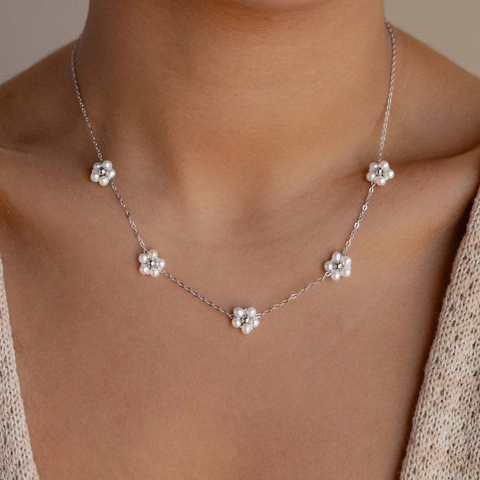 Collier Pendentif Fleur Acier Inoxydable Künstliche Perle Synthétique Plaqué Or 18K Chaîne Réglable Bijoux Pour Femmes Style Doux