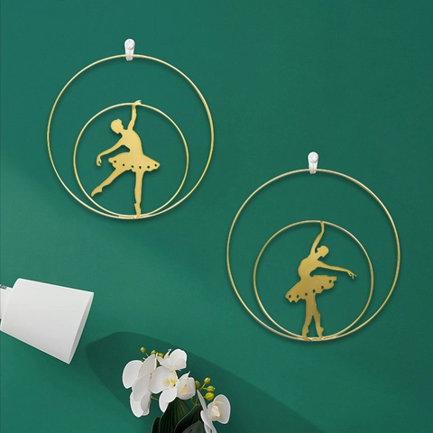 Wanddeko Metall Gold Ballerina Tanzendes Mädchen Silhouette Eisen Hängende Verzierung Modern Luxus Wohnzimmer Kunst