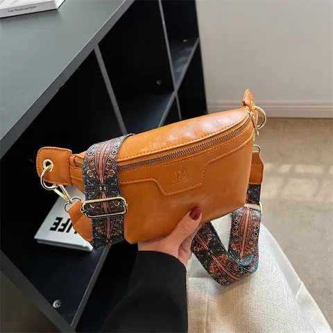 Women PU Leather Waist Bag With Bohemian Wide Strap Retro Oil Wax Texture Chest Crossbody Pack Fashion Trendy