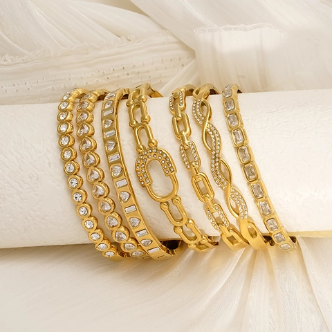 Eleganter Armreif Für Damen 18K Vergoldet 304 Edelstahl Zirkon Wasserdicht Hypoallergener Schmuck