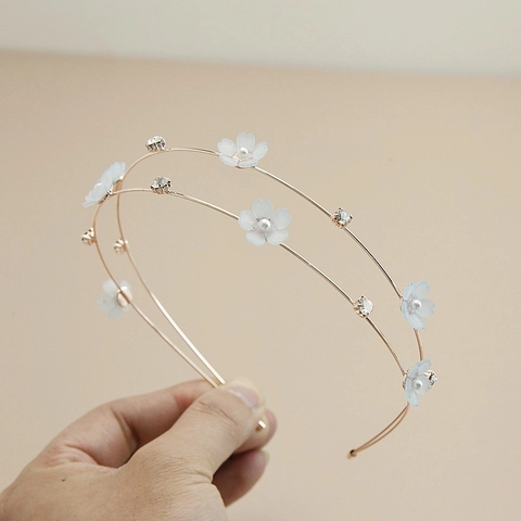 Cerchietto In Lega A Doppia Fila Con Decorazione Floreale Perla Artificial Sintetica E Strass Accessorio Per Capelli Elegante Da Donna