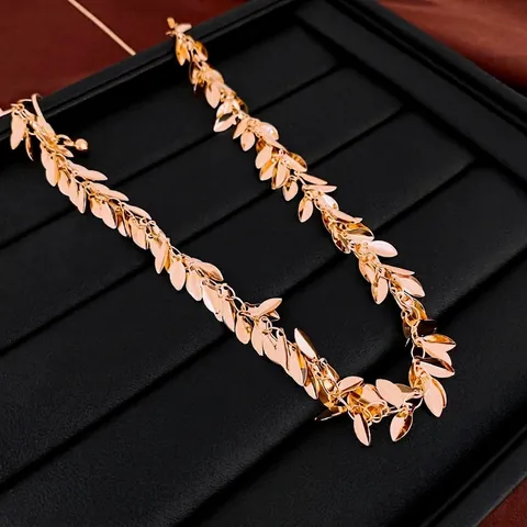 Leaf Sequin Necklace Alloy Wheat Ear Clavicle Chain Metallic Fashion Statement Jewelry For Women