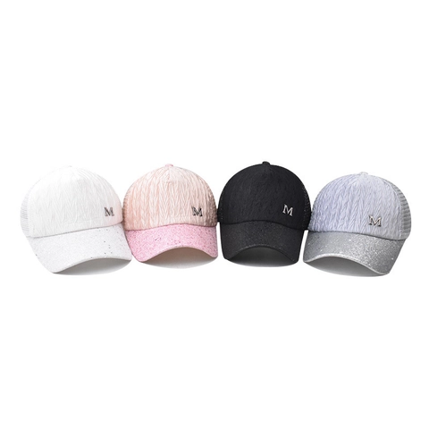 Cappello Da Baseball In Mesh Con Paillettes Cotone Pieghettato Lucido Logo M In Metallo Traspirante Protezione Solare Unisex