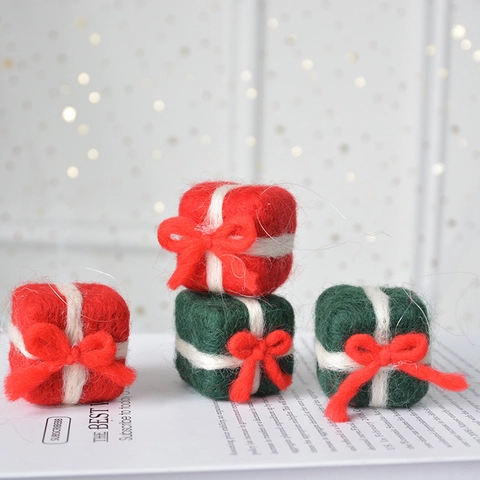 Décorations De Noël Suspendues En Feutre De Laine Fait Main Champignon Étoile Formes Cadeaux Base Bois Rustique Ornement Arbre