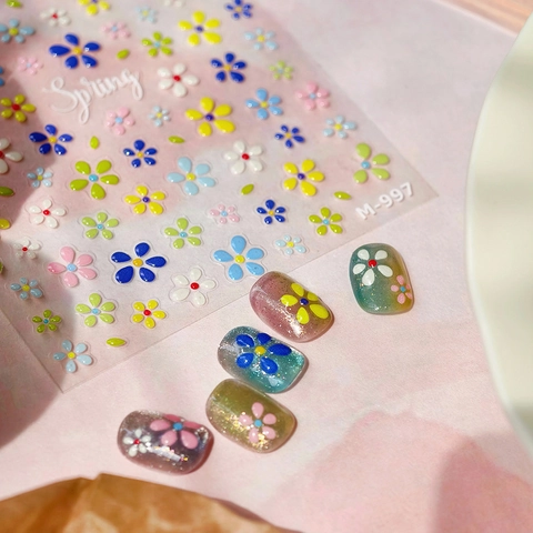 Adesivi Per Unghie Con Fiori In Rilievo 3D Design Floreali Colorati Autoadesivi Decorazione Manicure DIY Stile Primavera