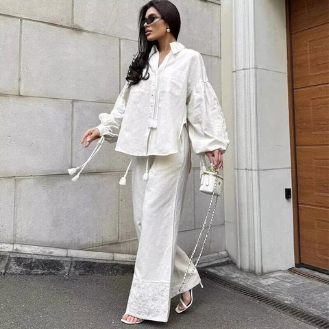 Camicia E Pantaloni Larghi Bianchi Donna Casual Ricamo Nappa Manica Lanterna Ampio Misto Lino Vacanze Stile Streetwear