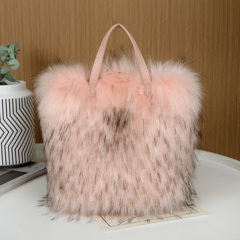 Faux Raccoon Fur Handbag With PU Leather Handle Plush Tote Bag For Women Winter Fashion Fluffy Purse