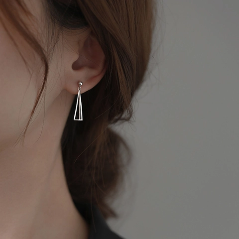 Geometrische Dreieck Ohrstecker Für Damen Minimalistisch Kupfer Galvanisiert Silberton Mode Schmuck Für Den Täglichen Gebrauch