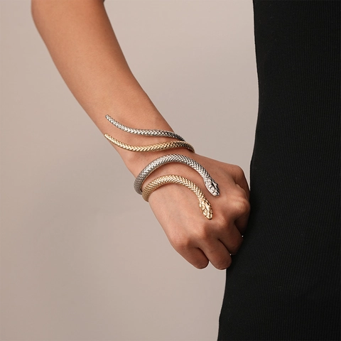 Schlangen Wickelarmband Und Ring Schmuck Metall Tier Schuppen Textur Übertriebener Punk Accessoire Für Frauen