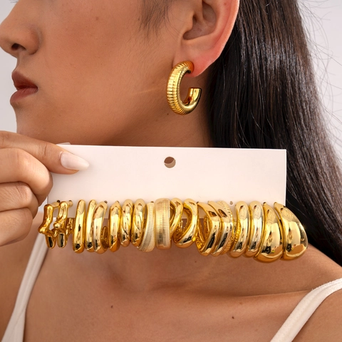 Vergulde Legering Ring- En Knopoorbellen Met Stalen Steker C-Vormig Getextureerd Rond Geometrisch Minimalistisch Vintage Dames