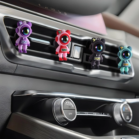 Car Air Vent Aromatherapy Diffuser Astronaut Bear PVC Fragrance Clip Ornament Interior Decoration Electroplated Visor