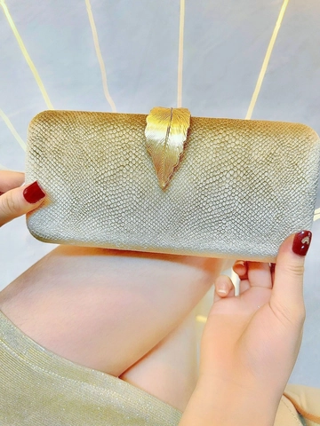 Elegante Pochette Da Sera In Velluto Con Chiusura A Foglia In Metallo E Tracolla A Catena Per Matrimoni E Banchetti Lusso