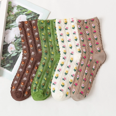 Women Crew Socks Cotton Blend Cable Knit Floral Pattern Vintage Forest Style Breathable Soft