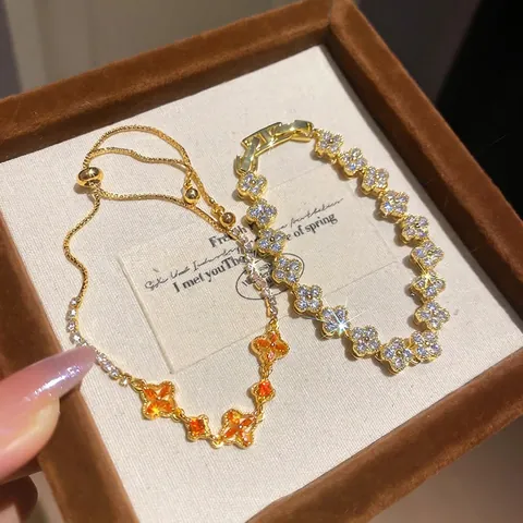 Bracciale A Quadrifoglio E Fiori In Rame Placcato Oro 18K Con Zirconi Gioielli Vintage Eleganti Da Donna