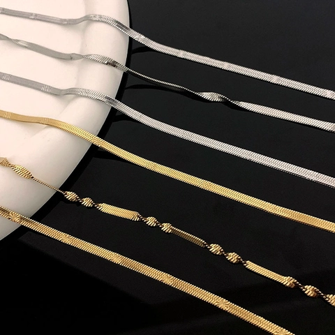 Collana A Catena Di Serpente Piatta Acciaio Inossidabile Goffrato Puntinato Ritorto Gioielli Minimalisti Per Donne