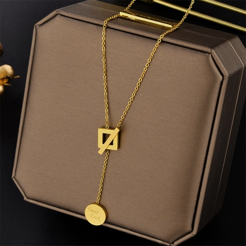 Titanium Steel Good Luck Engraved Round Disc Square Pendant Necklace For Women Geometric Minimalist Jewelry Rose Gold