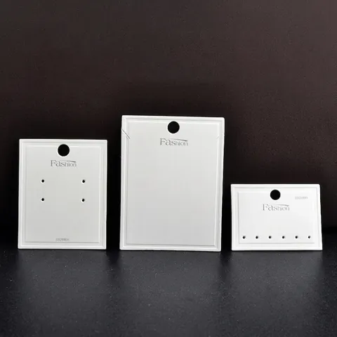 Cartellini Espositori Gioielli Cartone Bianco Rilievo Per Collane Orecchini Con Etichetta Perno Argento Sterling 925