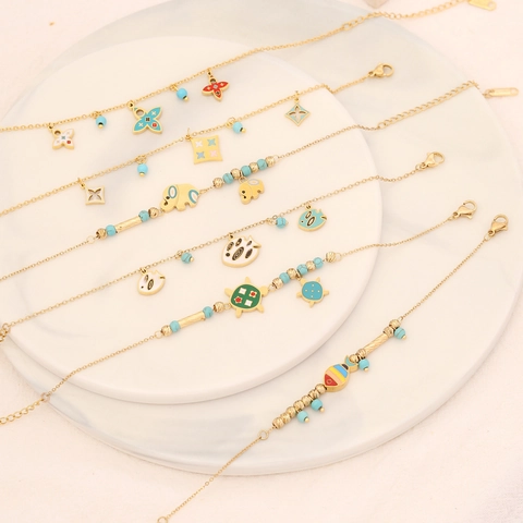 Modisches Damen Edelstahl Bettelarmband Vergoldet Emaille Tieranhänger Türkis Perlen Schmuck Boho Stil