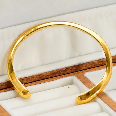 Minimalistischer Unregelmäßiger Wellen Manschettenarmreif Edelstahl PVD 18K Vergoldet Poliert Statement Armreif Damen
