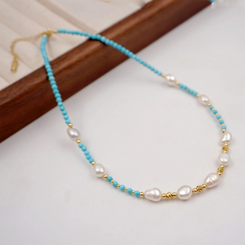 Set di Collana e Bracciale in Perle d'Acqua Dolce e Turchese Fatti a Mano Gioielli in Acciaio al Titanio Vintage Donna