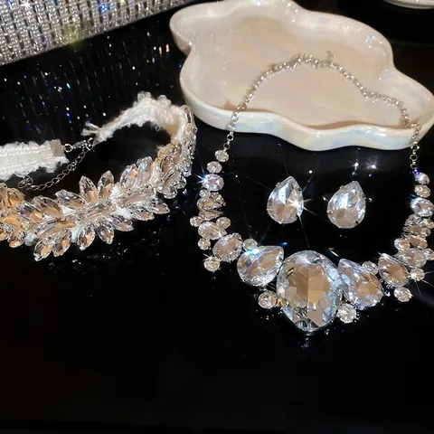 Set Di Gioielli Con Collana E Orecchini In Cristallo A Goccia In Lega Per Donna Matrimonio Festa Perno In Argento