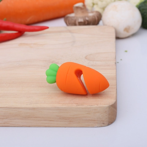 Carrot Chili Chicken Shape Silicone Pot Lid Lifter Spill Preventer Heat Resistant Creative Kitchen Tool Gadget