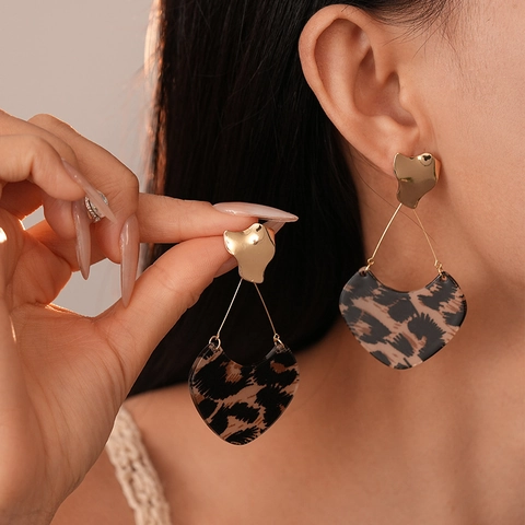 Leopard Print Heart Dangle Earrings With Copper Resin And Silver Earring Post Retro Vintage For Women