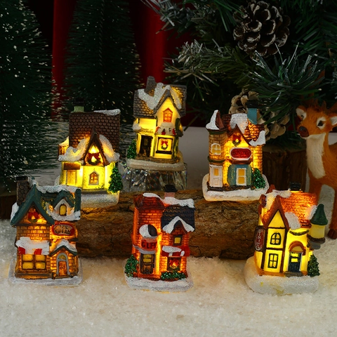 Casetta Di Natale Luminosa LED Ornamento Resina Neve Miniatura Villaggio Decorazione Da Tavolo Luce Calda