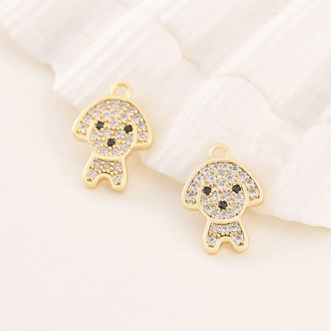 Ciondolo Barboncino In Rame Placcato Oro Micro Pave Zirconia Charm Cucciolo Scintillante Per Creazione Gioielli DIY