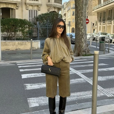 Women Suede Texture Bermuda Shorts Mid Waist Wide Leg Loose Fashion Streetwear Casual Bottoms Solid Color