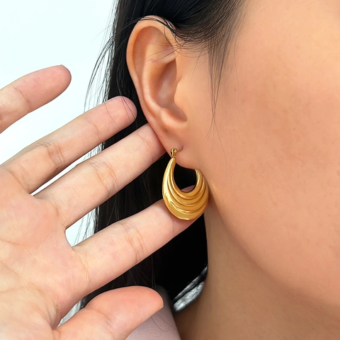 Getextureerde Golf Hoop Oorbellen Roestvrij Staal Verguld Vintage U-Vormig Geribbelde Geometrische Sieraden Voor Vrouwen Elegant