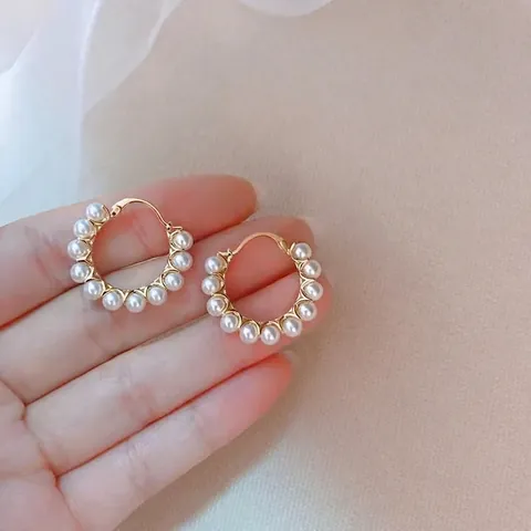 Orecchini A Cerchio Con Künstliche Perle Lega Design Geometrico Circolare Retro Moda Per Donne