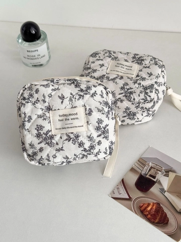 Gewatteerde Bloemen Maandverband Opbergtas Franse Stijl Polyester Katoen Rits Draagbare Mini Tas Voor Dames Studenten